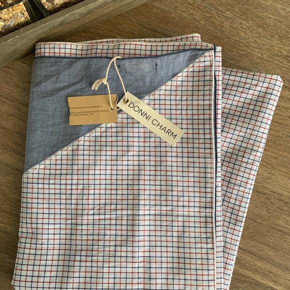 NWT: DONNI CHARM WOMAN’S DIAGONAL BLUE DENIM/RED CHECK SCARF 100% COTTON 66x52 - Picture 1 of 5